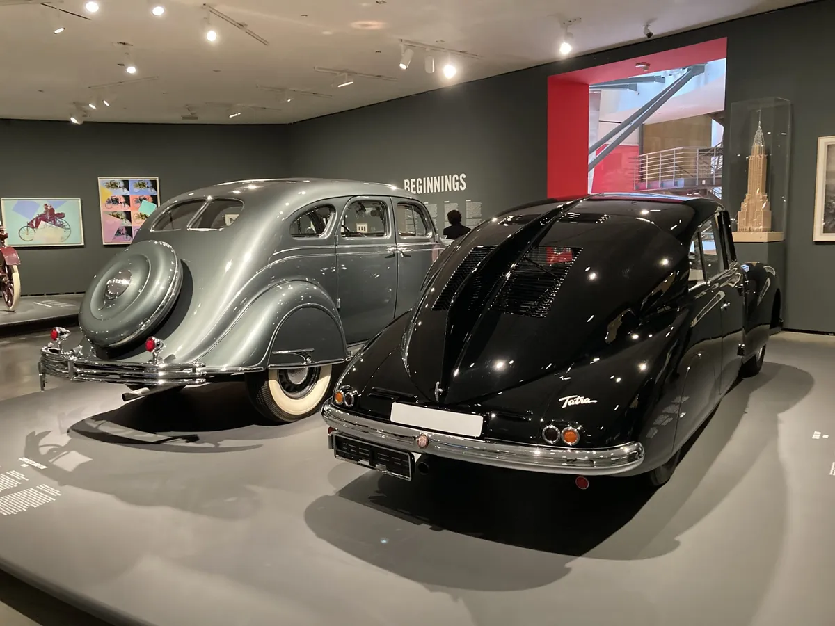 Motion. Autos, Art, Architecture - Photo 4