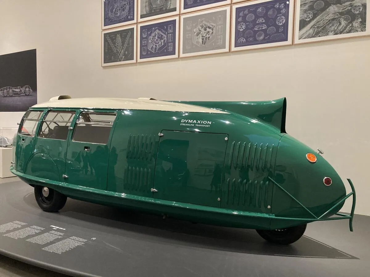 Motion. Autos, Art, Architecture - Photo 3